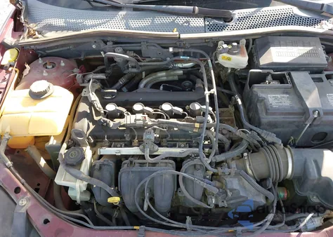 2007 Ford Focus S/Se/Ses z USA, uszkodzony, nr VIN 1FAFP34N77W270952